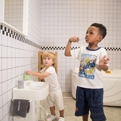 OEM ODM Accettabile CPC 2023 Stile Emulazione Stand lavandino per bambini Baby Wash Basin