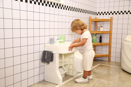 Logo personalizzabile facile da usare vaschino per bambini con piedistallo