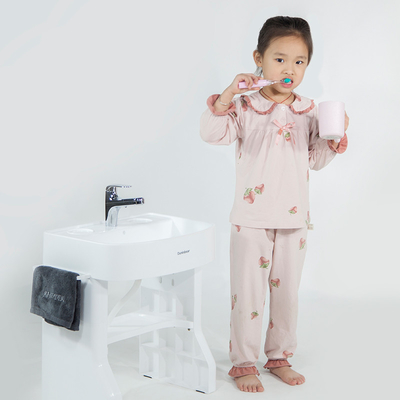 Funzionalità sostenibileIl lavandino del bagno per bambini multifunzionale