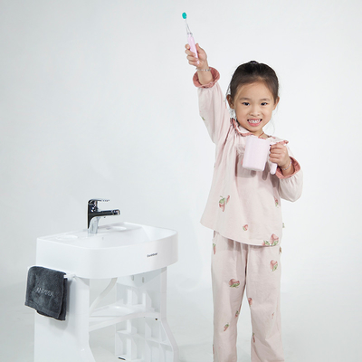 Funzionalità sostenibileIl lavandino del bagno per bambini multifunzionale