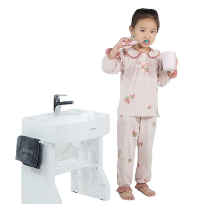 Bagno per bambini colorato Bagni per bambini in età prescolare Proteggete il vostro bambino
